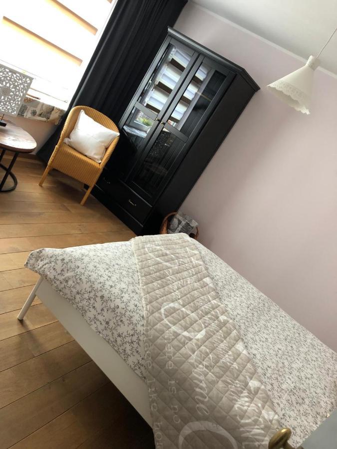Rl Guesthouses ガイレンキルヒェン エクステリア 写真